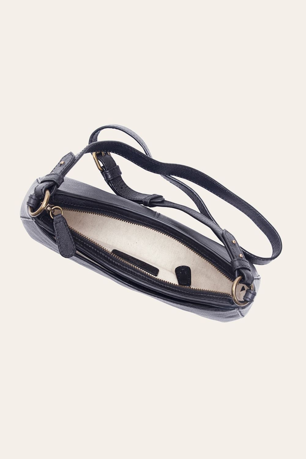 Women's Frye Claire Shoulder - Claire Shoulder
